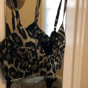 Kendall & Kylie brand new crop top